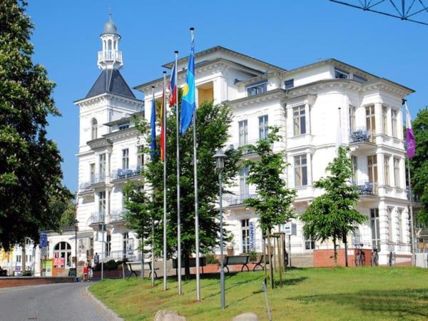 Villa Seeschloss Герінгсдорф Екстер'єр фото